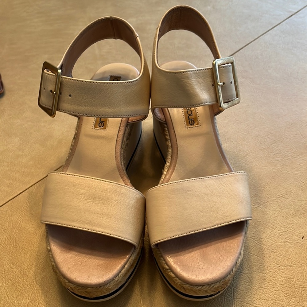 Andre Assous sandal. Gently worn European size 37 = US 7